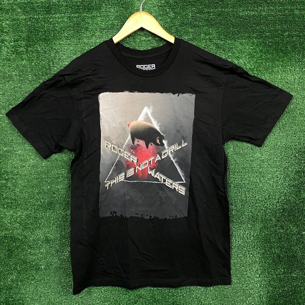 Roger Waters This is Not A Drill Tour Tshirt size Large